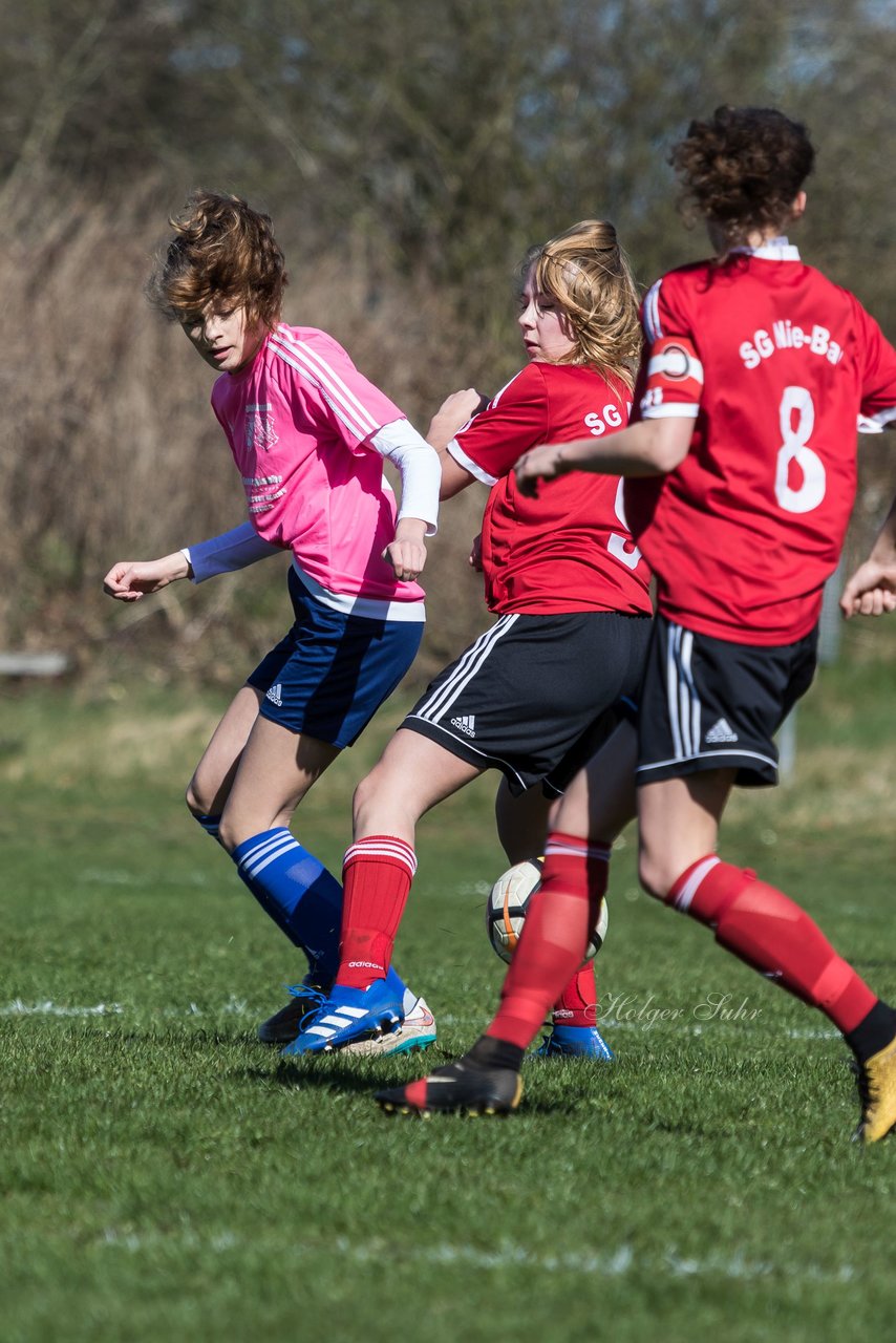 Bild 102 - B-Juniorinnen  SG Nie-Bar - SG Friedrichsberg-Schuby : Ergebnis: 2:5